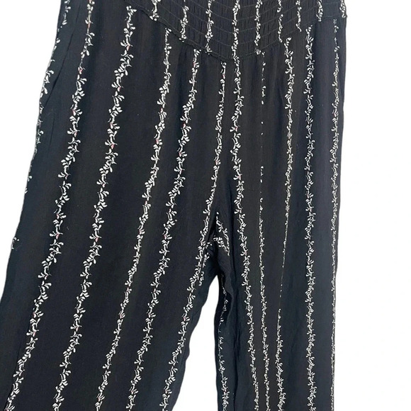 Three Dots Women’s Size Small Printed Pant (Black Floral) - Picture 6 of 9